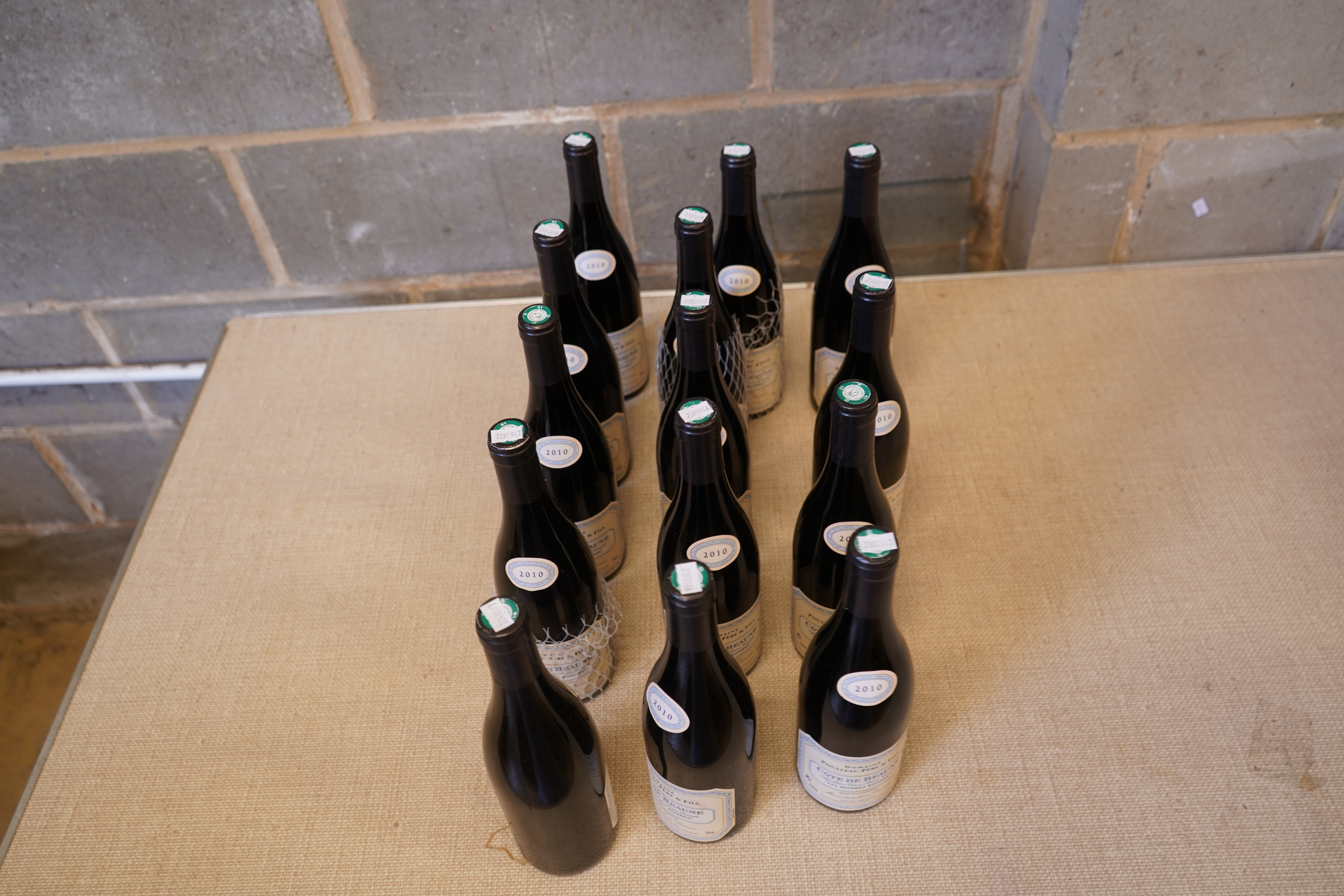 Domaine Poulleau Père & Fils, Côte de Beaune Les Mondes Rondes, 2010